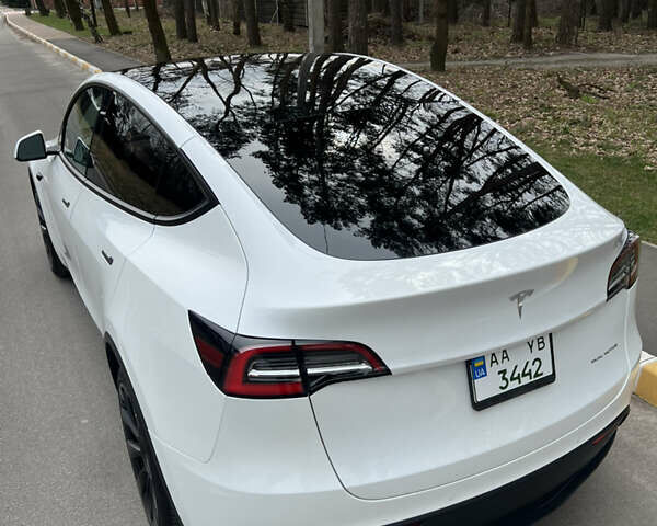 Білий Тесла Model Y, об'ємом двигуна 0 л та пробігом 39 тис. км за 31500 $, фото 12 на Automoto.ua