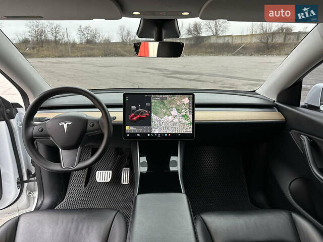 Білий Тесла Model Y, об'ємом двигуна 0 л та пробігом 134 тис. км за 23000 $, фото 18 на Automoto.ua