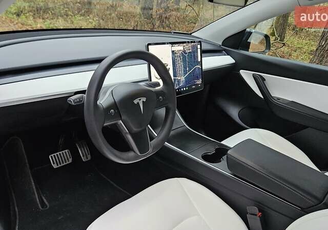 Белый Тесла Model Y, объемом двигателя 0 л и пробегом 71 тыс. км за 27900 $, фото 10 на Automoto.ua