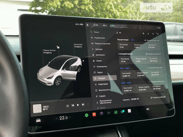 Белый Тесла Model Y, объемом двигателя 0 л и пробегом 23 тыс. км за 38500 $, фото 38 на Automoto.ua