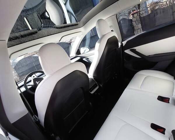 Белый Тесла Model Y, объемом двигателя 0 л и пробегом 113 тыс. км за 24700 $, фото 80 на Automoto.ua