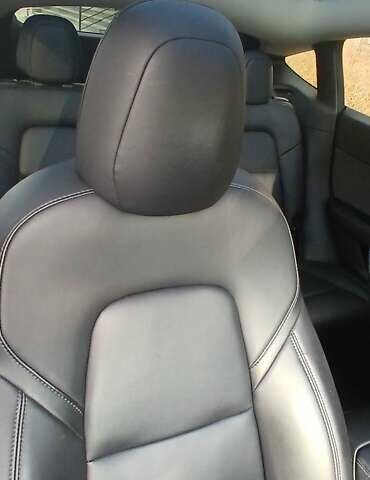 Белый Тесла Model Y, объемом двигателя 0 л и пробегом 69 тыс. км за 23300 $, фото 24 на Automoto.ua