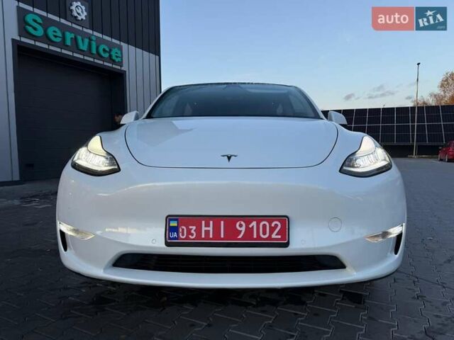 Белый Тесла Model Y, объемом двигателя 0 л и пробегом 132 тыс. км за 20800 $, фото 65 на Automoto.ua