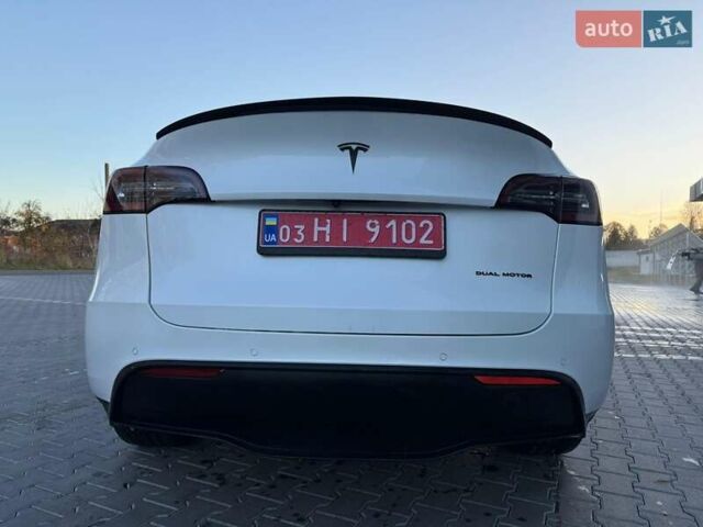 Белый Тесла Model Y, объемом двигателя 0 л и пробегом 132 тыс. км за 20800 $, фото 15 на Automoto.ua