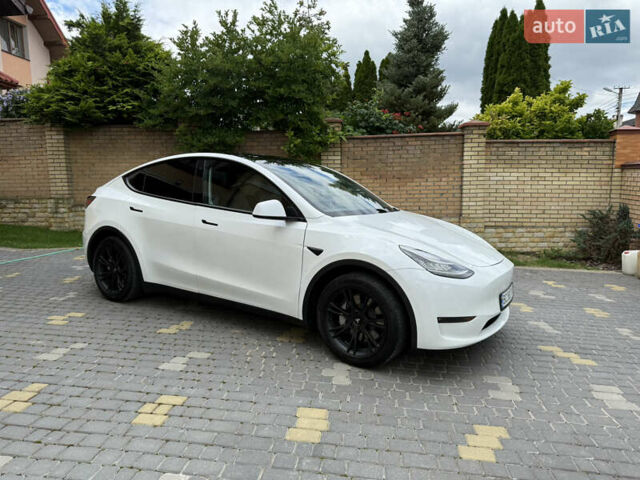 Белый Тесла Model Y, объемом двигателя 0 л и пробегом 98 тыс. км за 23900 $, фото 8 на Automoto.ua