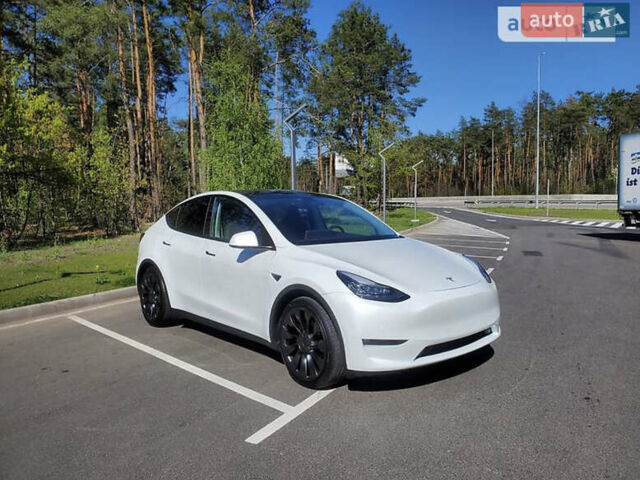 Белый Тесла Model Y, объемом двигателя 0 л и пробегом 9 тыс. км за 33333 $, фото 5 на Automoto.ua