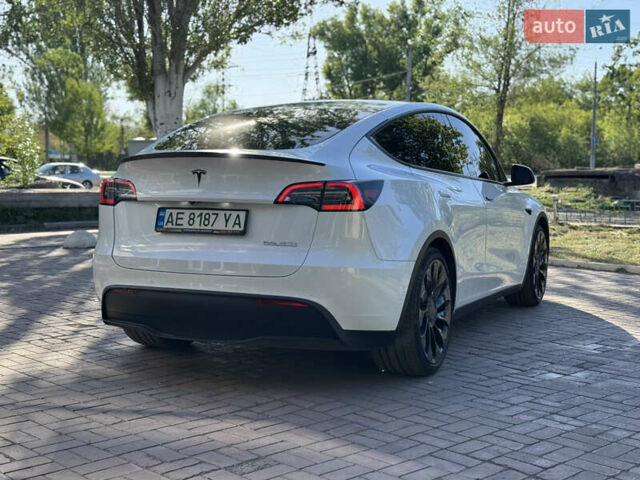 Белый Тесла Model Y, объемом двигателя 0 л и пробегом 84 тыс. км за 28000 $, фото 9 на Automoto.ua