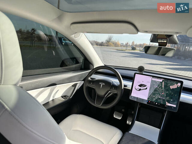 Белый Тесла Model Y, объемом двигателя 0 л и пробегом 85 тыс. км за 22900 $, фото 20 на Automoto.ua