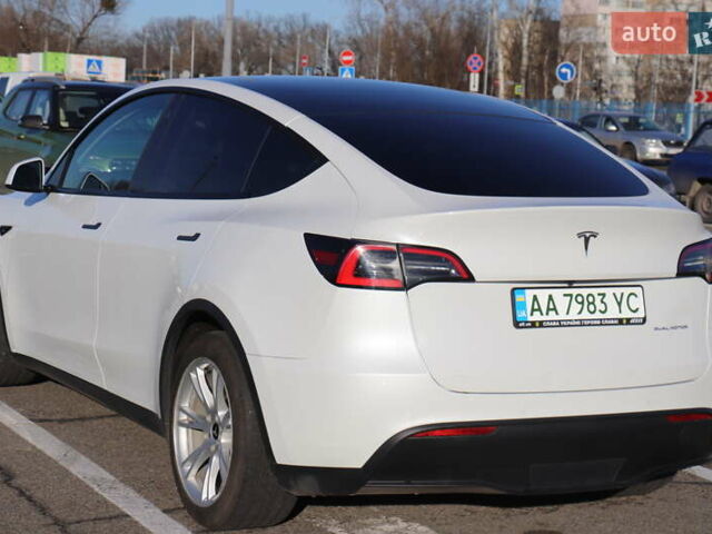 Белый Тесла Model Y, объемом двигателя 0 л и пробегом 162 тыс. км за 22500 $, фото 39 на Automoto.ua