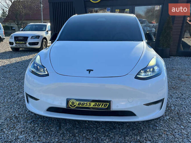 Белый Тесла Model Y, объемом двигателя 0 л и пробегом 73 тыс. км за 24800 $, фото 1 на Automoto.ua