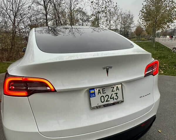 Белый Тесла Model Y, объемом двигателя 0 л и пробегом 36 тыс. км за 29500 $, фото 6 на Automoto.ua
