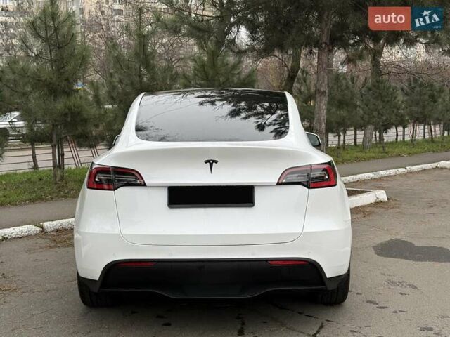 Білий Тесла Model Y, об'ємом двигуна 0 л та пробігом 111 тис. км за 23599 $, фото 7 на Automoto.ua
