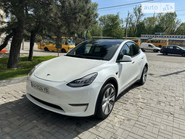 Белый Тесла Model Y, объемом двигателя 0 л и пробегом 38 тыс. км за 33700 $, фото 3 на Automoto.ua