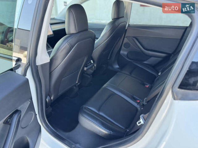 Белый Тесла Model Y, объемом двигателя 0 л и пробегом 108 тыс. км за 21800 $, фото 33 на Automoto.ua