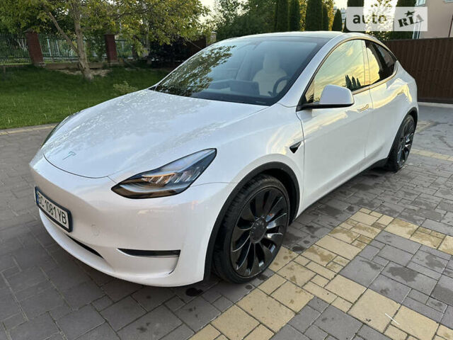 Білий Тесла Model Y, об'ємом двигуна 0 л та пробігом 45 тис. км за 32700 $, фото 21 на Automoto.ua