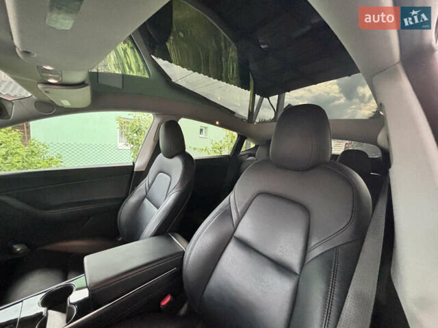 Белый Тесла Model Y, объемом двигателя 0 л и пробегом 107 тыс. км за 22000 $, фото 16 на Automoto.ua