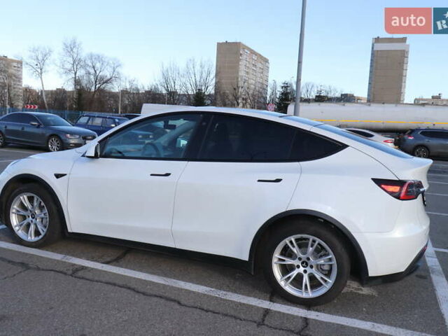 Белый Тесла Model Y, объемом двигателя 0 л и пробегом 162 тыс. км за 22500 $, фото 11 на Automoto.ua