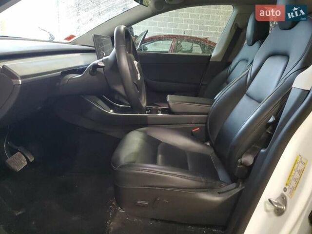 Білий Тесла Model Y, об'ємом двигуна 0 л та пробігом 134 тис. км за 9200 $, фото 7 на Automoto.ua