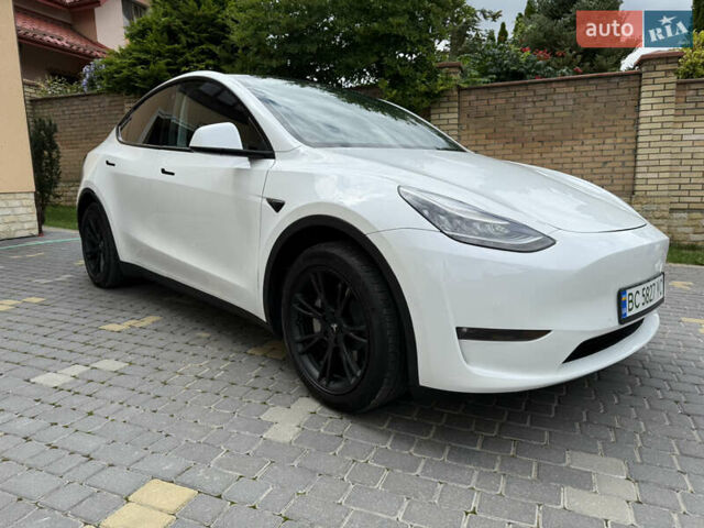 Белый Тесла Model Y, объемом двигателя 0 л и пробегом 98 тыс. км за 23900 $, фото 33 на Automoto.ua