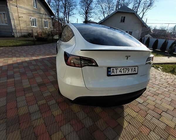 Белый Тесла Model Y, объемом двигателя 0 л и пробегом 113 тыс. км за 24700 $, фото 23 на Automoto.ua