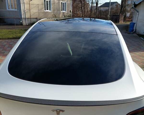 Белый Тесла Model Y, объемом двигателя 0 л и пробегом 113 тыс. км за 24700 $, фото 36 на Automoto.ua