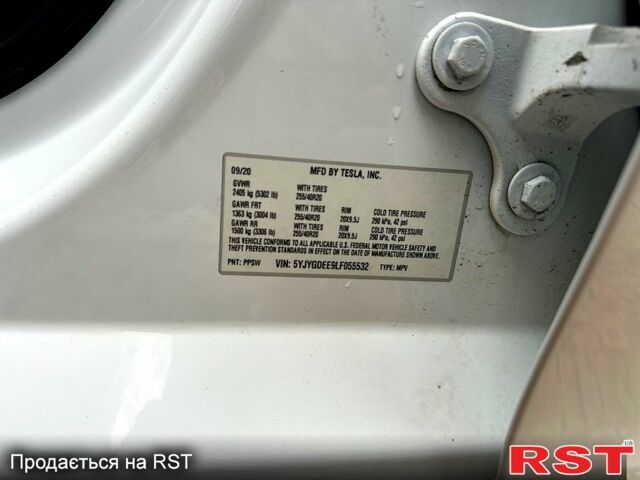 Белый Тесла Model Y, объемом двигателя 0 л и пробегом 0 тыс. км за 23500 $, фото 6 на Automoto.ua