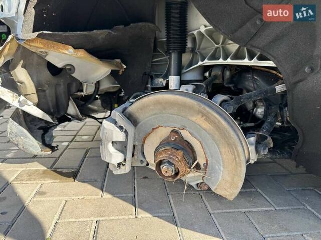 Білий Тесла Model Y, об'ємом двигуна 0 л та пробігом 123 тис. км за 15700 $, фото 14 на Automoto.ua