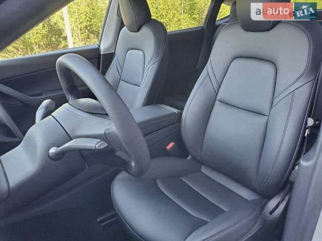 Белый Тесла Model Y, объемом двигателя 0 л и пробегом 9 тыс. км за 33333 $, фото 27 на Automoto.ua