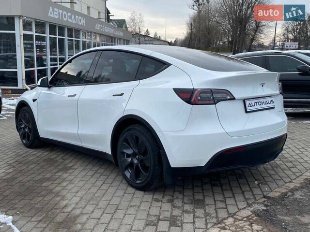 Белый Тесла Model Y, объемом двигателя 0 л и пробегом 75 тыс. км за 28300 $, фото 5 на Automoto.ua