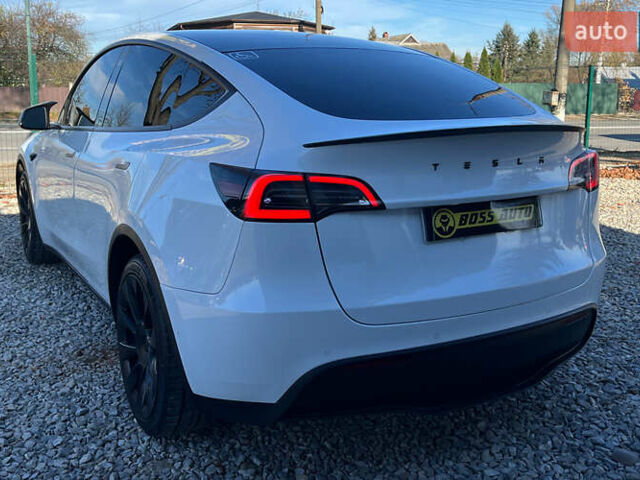 Белый Тесла Model Y, объемом двигателя 0 л и пробегом 73 тыс. км за 24800 $, фото 4 на Automoto.ua