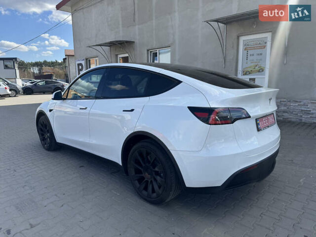 Білий Тесла Model Y, об'ємом двигуна 0 л та пробігом 108 тис. км за 21300 $, фото 4 на Automoto.ua