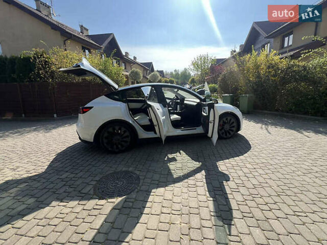 Білий Тесла Model Y, об'ємом двигуна 0 л та пробігом 77 тис. км за 21000 $, фото 10 на Automoto.ua