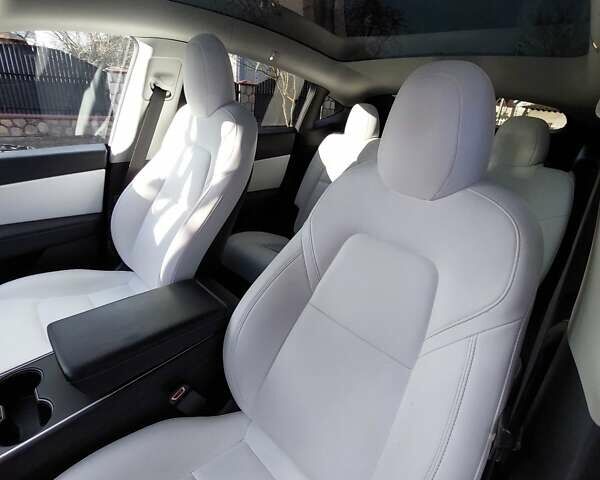 Белый Тесла Model Y, объемом двигателя 0 л и пробегом 113 тыс. км за 24700 $, фото 59 на Automoto.ua