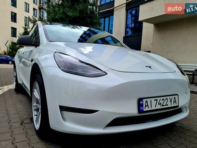 Белый Тесла Model Y, объемом двигателя 0 л и пробегом 85 тыс. км за 20700 $, фото 5 на Automoto.ua