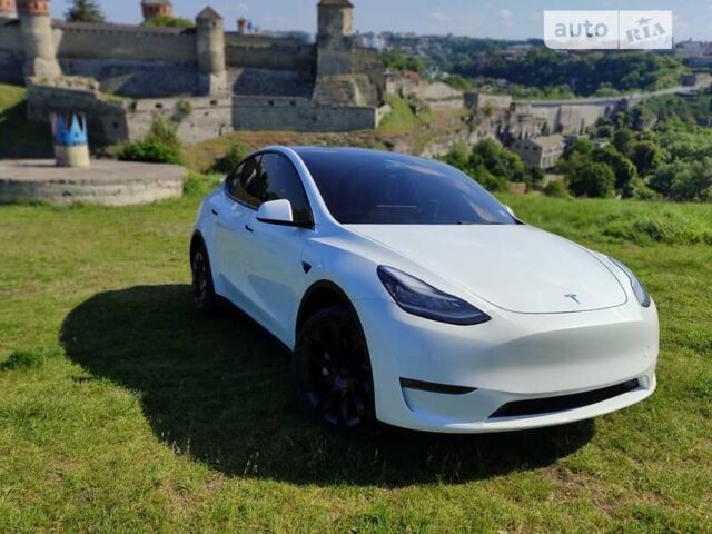 Білий Тесла Model Y, об'ємом двигуна 0 л та пробігом 150 тис. км за 28000 $, фото 23 на Automoto.ua