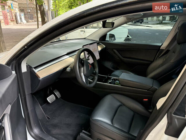 Білий Тесла Model Y, об'ємом двигуна 0 л та пробігом 16 тис. км за 25300 $, фото 9 на Automoto.ua