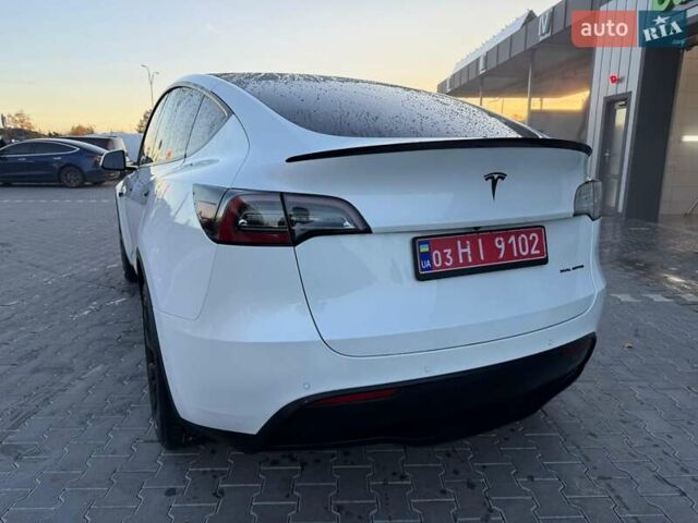 Белый Тесла Model Y, объемом двигателя 0 л и пробегом 132 тыс. км за 20800 $, фото 12 на Automoto.ua