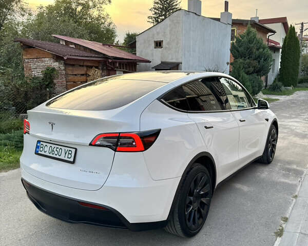 Білий Тесла Model Y, об'ємом двигуна 0 л та пробігом 30 тис. км за 29000 $, фото 7 на Automoto.ua