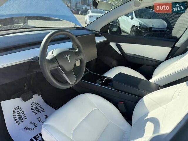 Білий Тесла Model Y, об'ємом двигуна 0 л та пробігом 123 тис. км за 15700 $, фото 26 на Automoto.ua