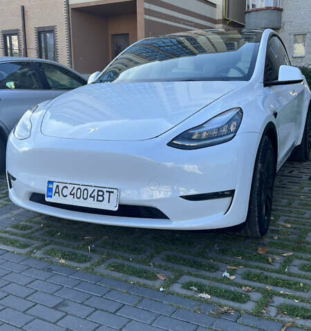 Белый Тесла Model Y, объемом двигателя 0 л и пробегом 63 тыс. км за 29000 $, фото 3 на Automoto.ua