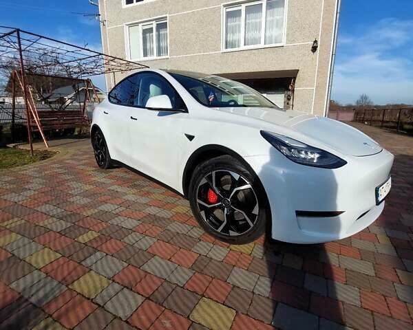 Белый Тесла Model Y, объемом двигателя 0 л и пробегом 113 тыс. км за 24700 $, фото 8 на Automoto.ua