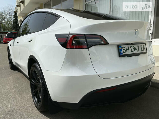 Белый Тесла Model Y, объемом двигателя 0 л и пробегом 23 тыс. км за 38500 $, фото 9 на Automoto.ua