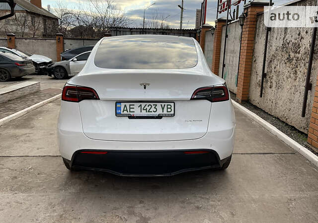 Білий Тесла Model Y, об'ємом двигуна 0 л та пробігом 54 тис. км за 28000 $, фото 15 на Automoto.ua