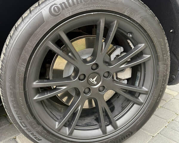 Белый Тесла Model Y, объемом двигателя 0 л и пробегом 98 тыс. км за 23900 $, фото 31 на Automoto.ua