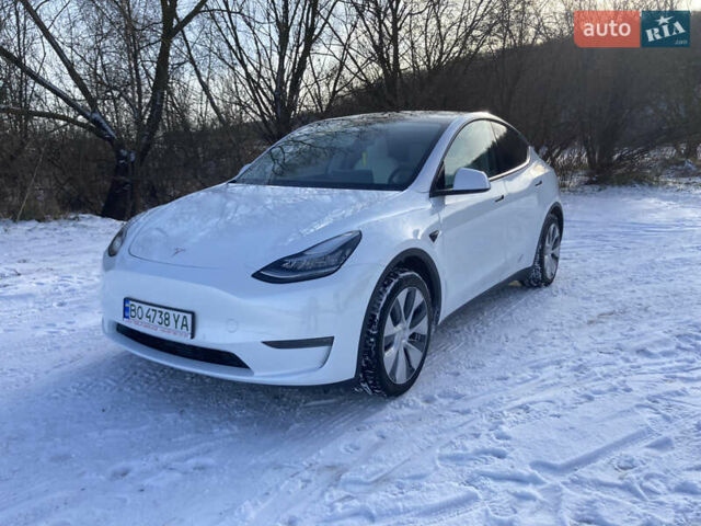 Белый Тесла Model Y, объемом двигателя 0 л и пробегом 40 тыс. км за 28500 $, фото 7 на Automoto.ua