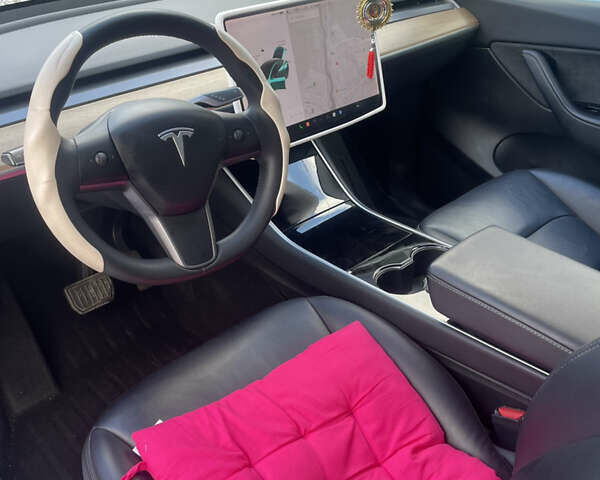 Білий Тесла Model Y, об'ємом двигуна 0 л та пробігом 87 тис. км за 21999 $, фото 9 на Automoto.ua