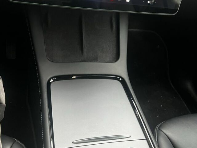 Білий Тесла Model Y, об'ємом двигуна 0 л та пробігом 128 тис. км за 19800 $, фото 5 на Automoto.ua