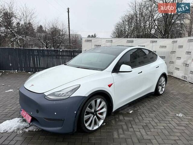 Белый Тесла Model Y, объемом двигателя 0 л и пробегом 142 тыс. км за 18800 $, фото 2 на Automoto.ua