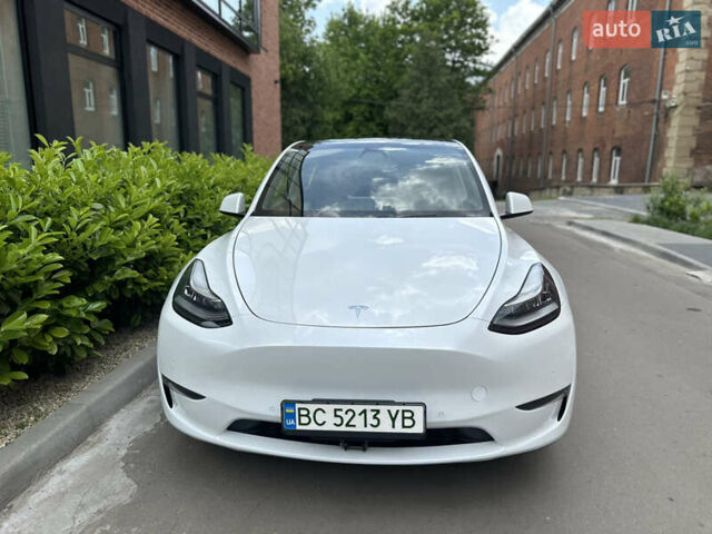 Белый Тесла Model Y, объемом двигателя 0 л и пробегом 53 тыс. км за 23500 $, фото 30 на Automoto.ua