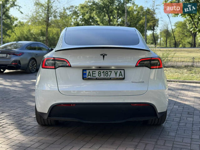 Белый Тесла Model Y, объемом двигателя 0 л и пробегом 84 тыс. км за 28000 $, фото 8 на Automoto.ua